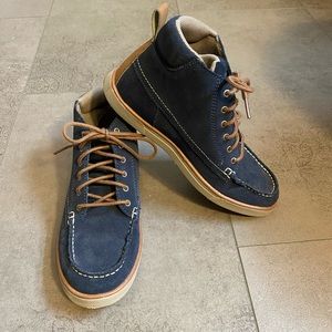 Eddie Bauer Laurel Chukkas Boots, like new!